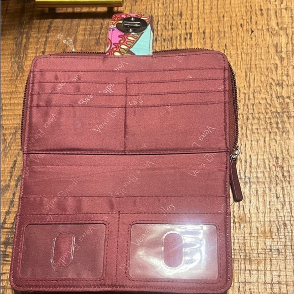 Vera Bradley RFID Turnlock and Zip Wallet - Picture 2 of 4